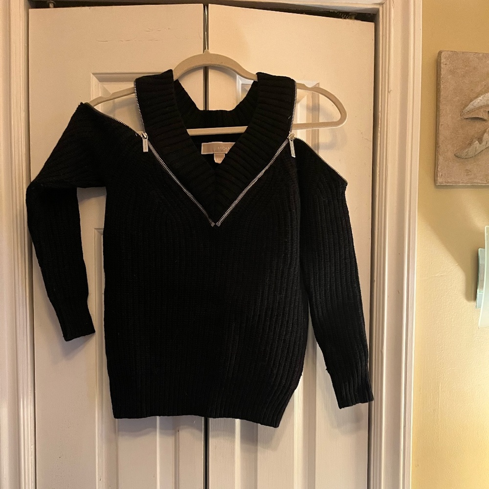 Michael Kors Black Woolblend off the shoulder zippered sweater XXS